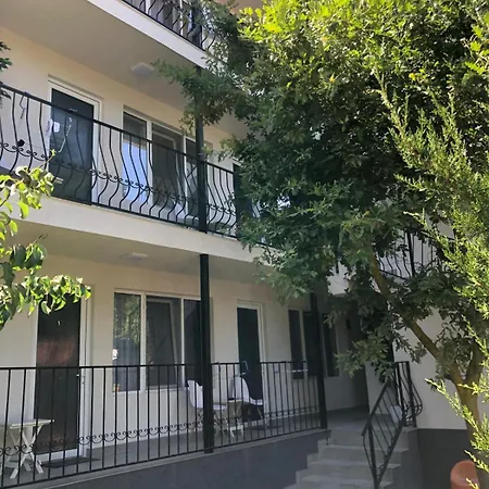Suzana Garden-3